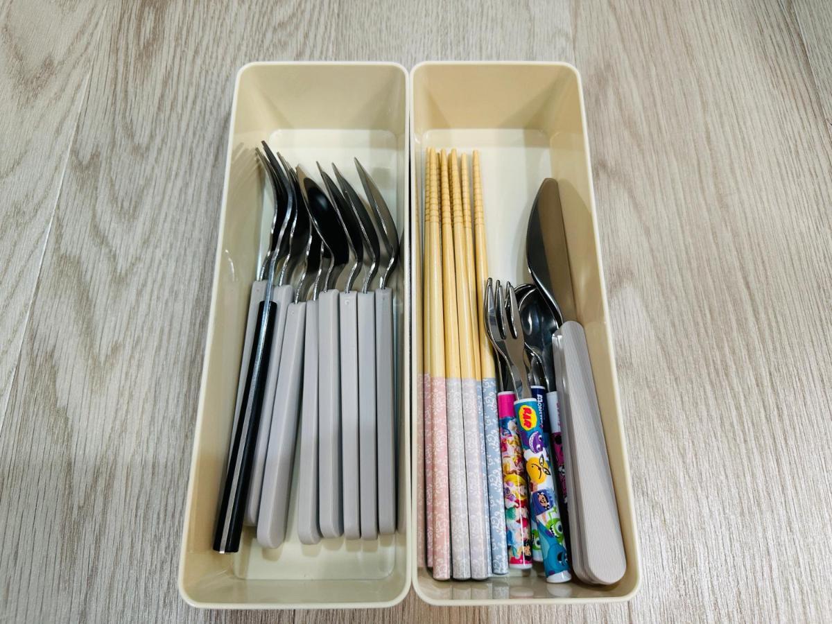 Apartment 1102黒門市場1分!道頓堀まで徒歩8分!心斎橋まで徒歩9分!関西空港とusj直行電車バスあり Osaka